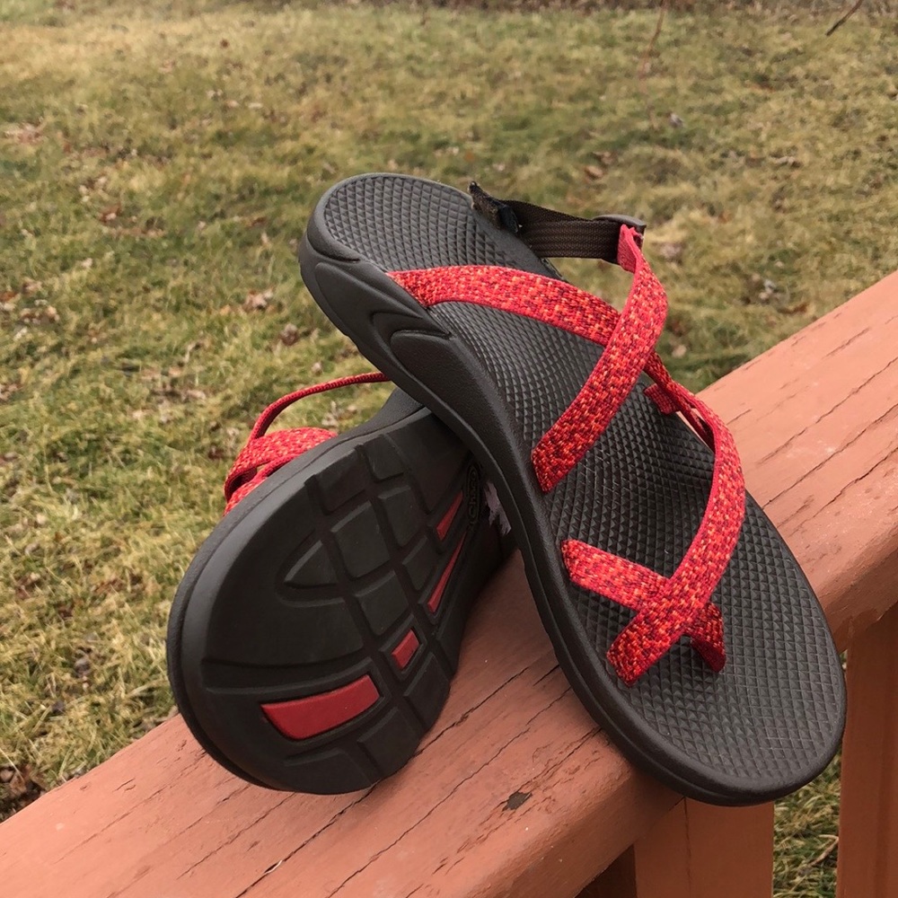 CHACO SANDALS